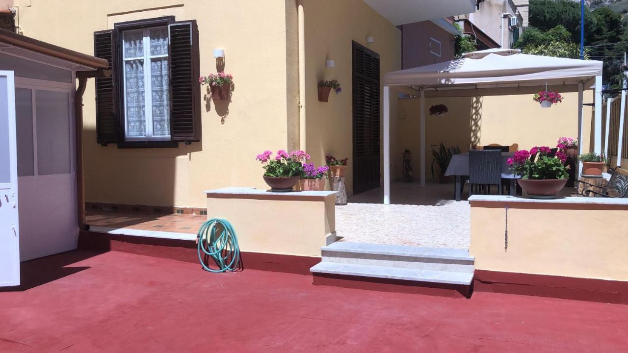 Josh'S House Mondello Exterior foto